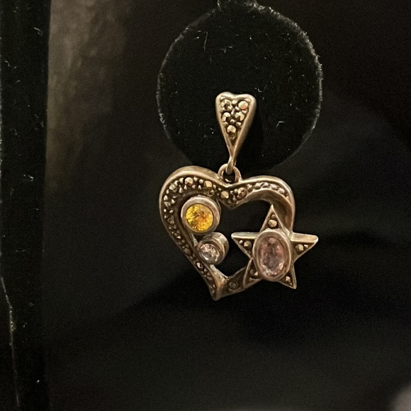 Vintage marcasite heart and stars with gemstones, drop earrings - Picture 3 of 9